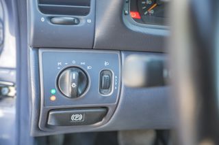 Mercedes-Benz CLK 230 2004-thumb-25