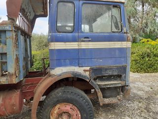 Ανατροπή Mercedes-Benz 1982 LP1620/46