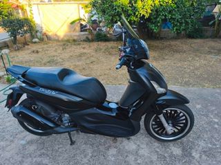 Piaggio Beverly 300 2018 POLICE ABS/ASR EU4-thumb-2