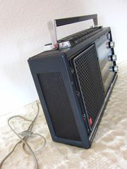 Grundig Satellit 2000. Made in Germany.-thumb-4