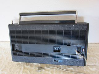 Grundig Satellit 2000. Made in Germany.-thumb-14