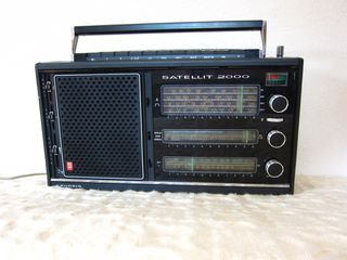 Grundig Satellit 2000. Made in Germany.-thumb-15