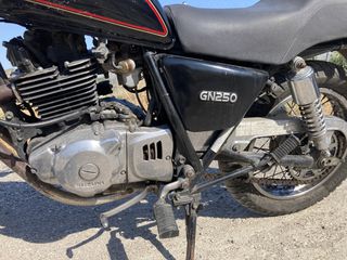 Suzuki GN 250 1994-thumb-7