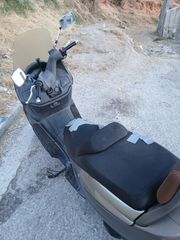 Suzuki Burgman 250 2000-thumb-12
