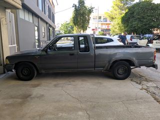 Toyota Hilux 1992 YN90L-thumb-11