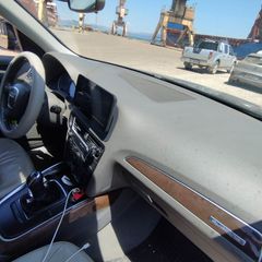 Audi Q5 2010 2.0 TFSI QUATTRO-thumb-13