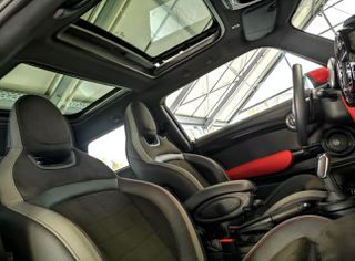 Mini John Cooper Works 2020 WORKS-thumb-10