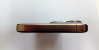 Apple iPhone 15 Pro Max 256GB NATURAL TITANIUM-thumb-5