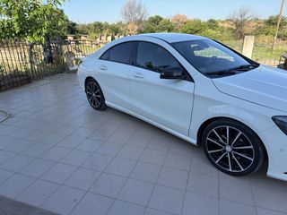 Mercedes-Benz CLA 200 2016-thumb-1