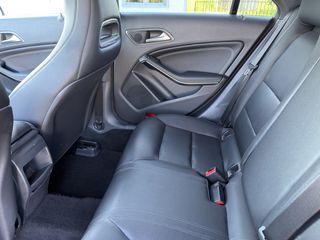 Mercedes-Benz CLA 200 2016-thumb-7