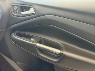 Ford Kuga 2016 TITANIUM | PANORAMA | FULL EXTRA | CRS MOTORS-thumb-10