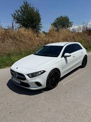 Mercedes-Benz A 220 2020-thumb-1