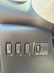 Renault Twingo 2015 PANORAMA - LIMITED EDITION-thumb-15