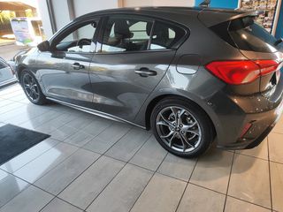 Ford Focus 2020 St Line 1.0 125Hp-thumb-10