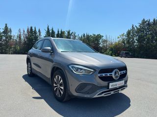 Mercedes-Benz GLA 250 2021 GLA 250e 218HP 8DCT-thumb-3