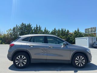 Mercedes-Benz GLA 250 2021 GLA 250e 218HP 8DCT-thumb-4