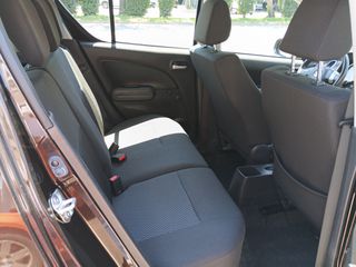 Suzuki Splash 2013-thumb-17