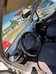 Mercedes-Benz A 140 2004-thumb-9