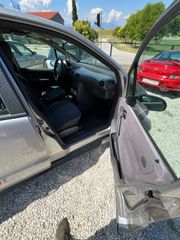 Mercedes-Benz A 140 2004-thumb-15