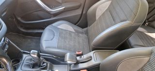 Peugeot 2008 2018 1.2 PURETECH 110 ALLURE-thumb-18