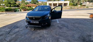 Peugeot 2008 2018 1.2 PURETECH 110 ALLURE-thumb-9