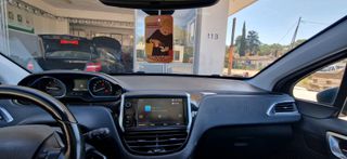 Peugeot 2008 2018 1.2 PURETECH 110 ALLURE-thumb-16