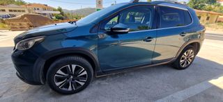 Peugeot 2008 2018 1.2 PURETECH 110 ALLURE-thumb-6