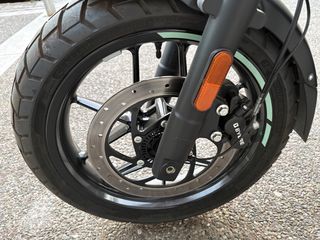 Royal Enfield Guerillia 450 2026-thumb-6