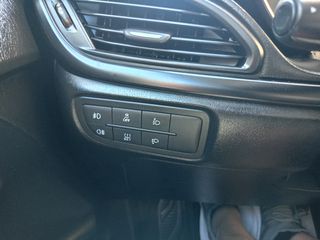 Fiat Tipo 2023 CROSS-thumb-21