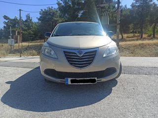 Lancia Ypsilon 2012 ORO MULTIAIR-thumb-1