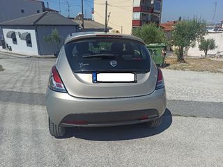 Lancia Ypsilon 2012 ORO MULTIAIR-thumb-2