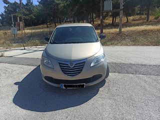 Lancia Ypsilon 2012 ORO MULTIAIR-thumb-4