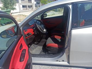 Lancia Ypsilon 2012 ORO MULTIAIR-thumb-11