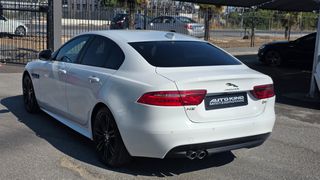 Jaguar XE 2019 R SPORT-thumb-15