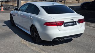 Jaguar XE 2019 R SPORT-thumb-17