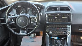 Jaguar XE 2019 R SPORT-thumb-22