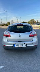 Renault Megane 2012-thumb-3