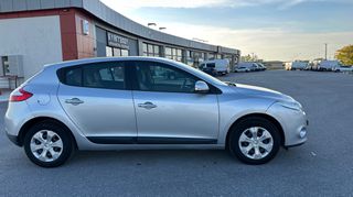 Renault Megane 2012-thumb-4