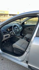 Renault Megane 2012-thumb-5