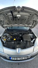 Renault Megane 2012-thumb-11