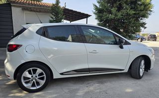 Renault Clio 2017 90PS*ΟΘΟΝΗ*NAVI*ΚΑΜΕΡΑ*ΤΗΛΕΦΩΝΟ*16ΑΡΕΣ ΖΑΝΤΕΣ*ΔΕΣ ΤΟ VIDEO*-thumb-12