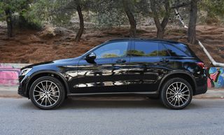 Mercedes-Benz GLC 300 2021 de-AMG PACKET-4MATIC-9G-NIGHT PACKET-thumb-8