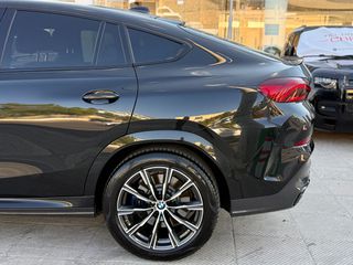 Bmw X6 2023 40d M Packet xDrive / Panorama-thumb-8