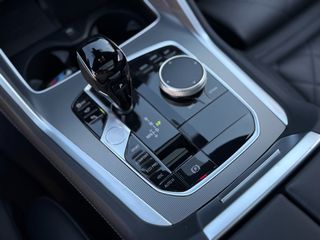 Bmw X6 2023 40d M Packet xDrive / Panorama-thumb-20
