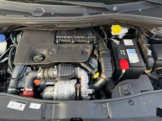 Peugeot 2008 2016 1.6 BLUEHDI-thumb-30