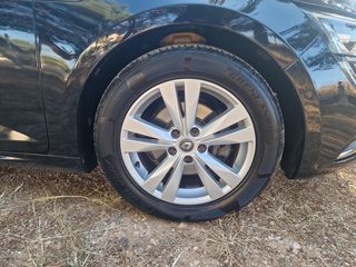 Renault Talisman 2016-thumb-7
