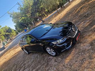 Renault Talisman 2016-thumb-10