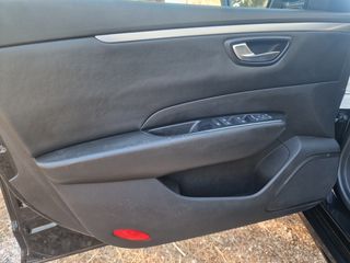 Renault Talisman 2016-thumb-15