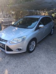 Ford Focus 2013-thumb-2