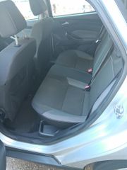 Ford Focus 2013-thumb-12